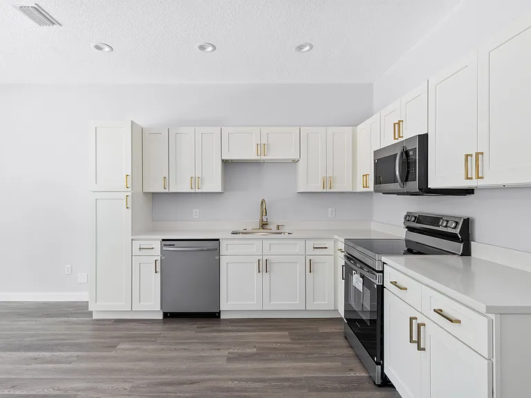 232 Springfield Ave — Photo 18