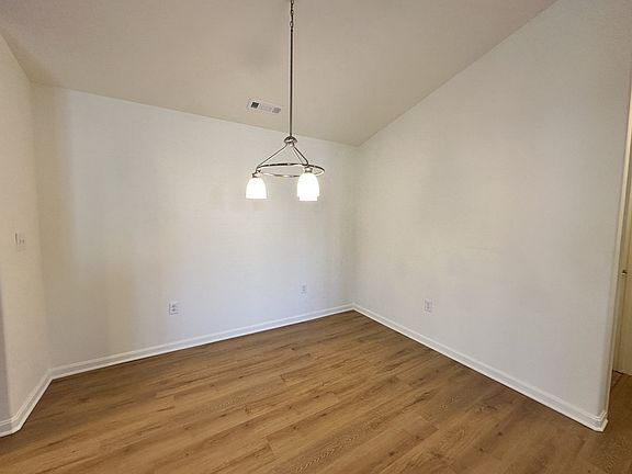 4th image of 4303L Summer Brook Way #1