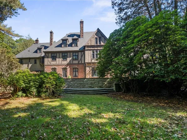 113 Maple Ave, Oil City, PA 16301