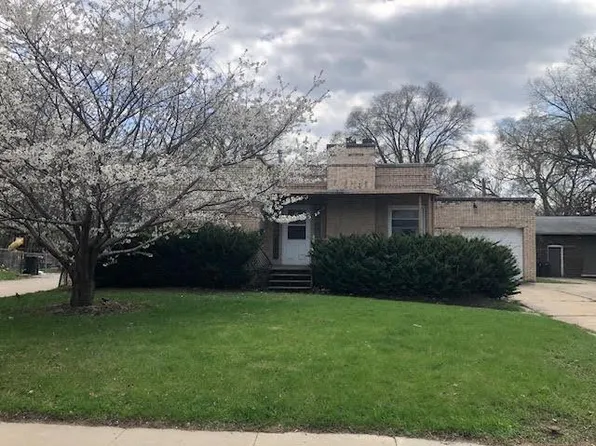 1926 Franklin St, Waterloo, IA 50703
