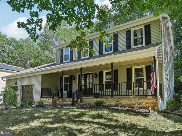 1123 Columbus Dr, Stafford, VA 22554