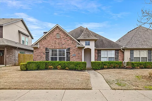 3105 Warberry Ave Photo 1