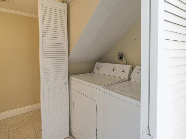 110 N Delaware Blvd #15D — Photo 8