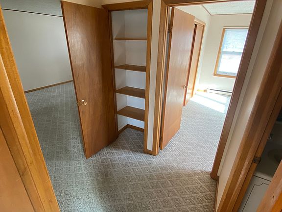 Linen Closet between bedrooms & livingroom