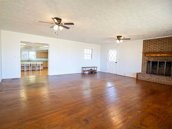 4th image of 500 Bowman Rd