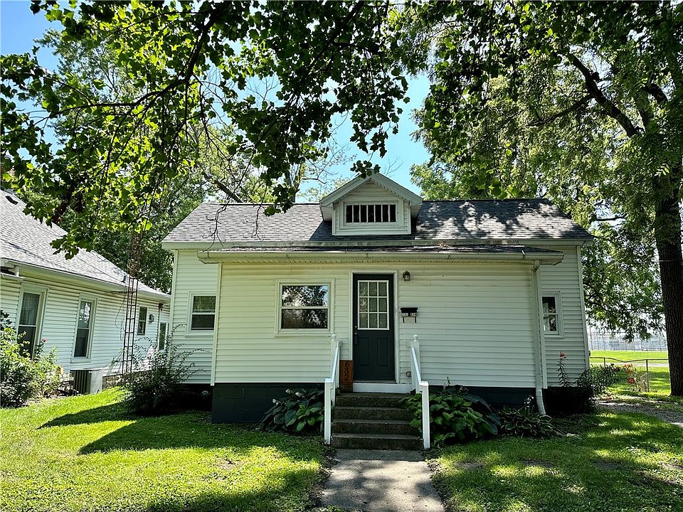 632 S 14th St, Mattoon, IL 61938 Zillow