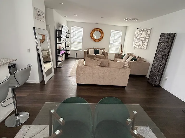 10110 Clearwick St — Photo 16