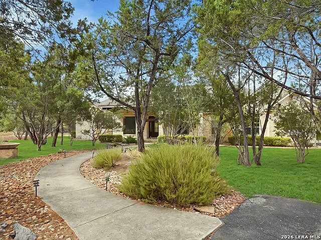 3 bed, 3.0 bath, 3185 sqft, $4,500 — Photo 2