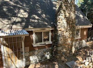 982 Oak Dr, Crestline, CA 92325