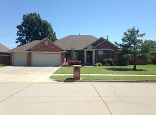 1403 Fairfax Ln, El Reno, OK 73036