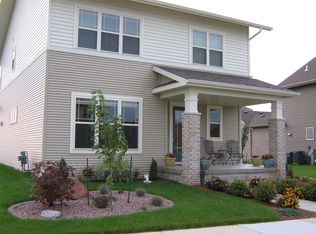 3713 Stonebridge Dr, Madison, WI 53719