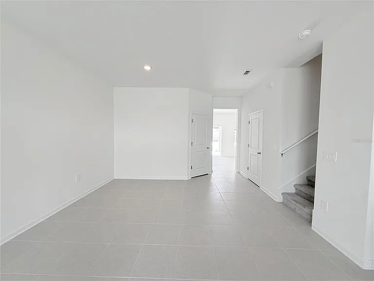 3076 Chromatic St — Photo 7