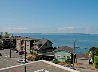 3828 Beach Dr SW APT 301, Seattle, WA 98116