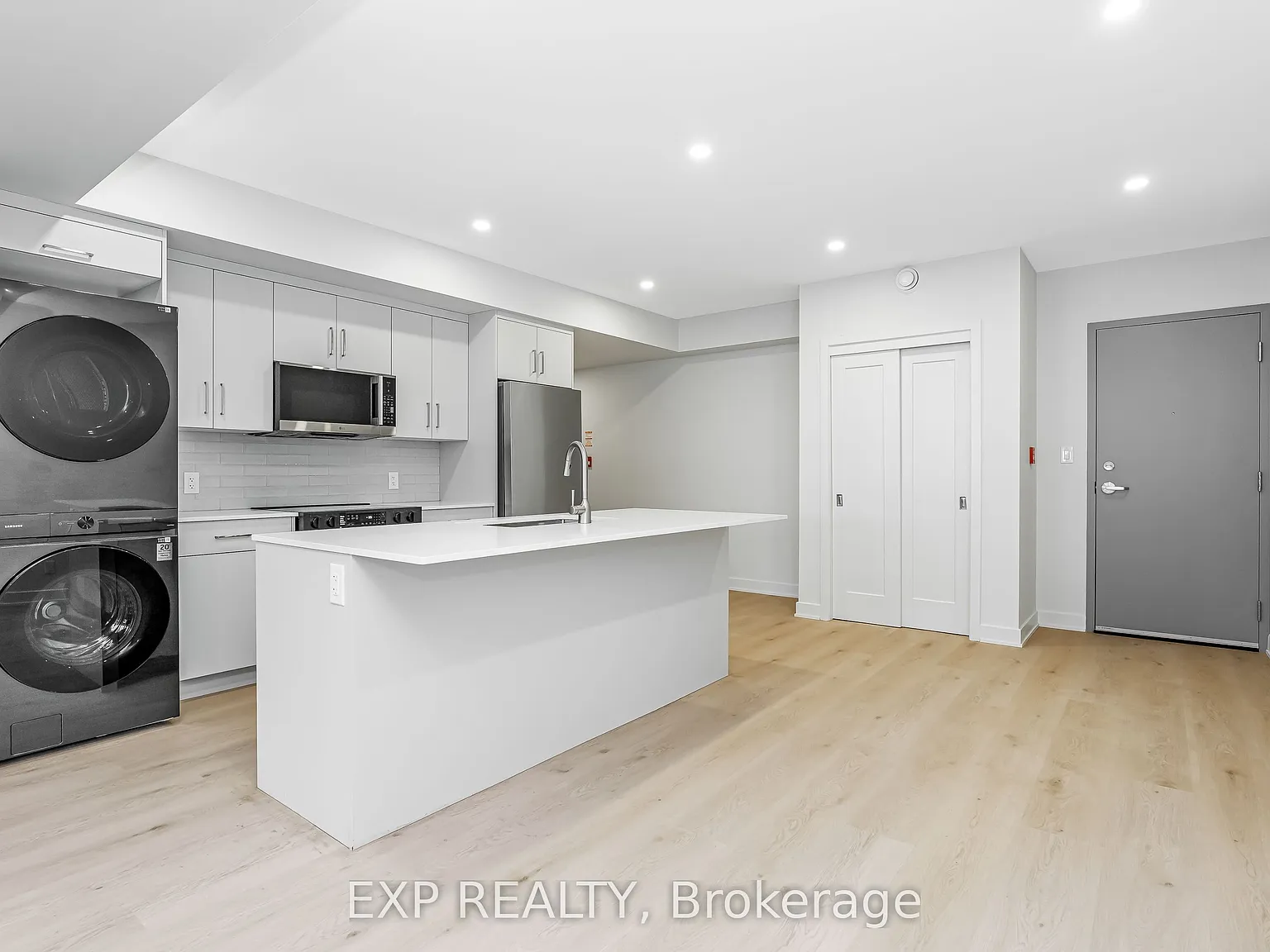 2 bed, $2,250 — Photo 4