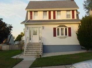 424 Simons Ave, Hackensack, NJ 07601