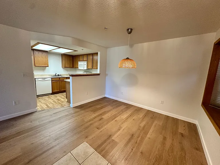 2802 Sundown Ln #302 — Photo 17