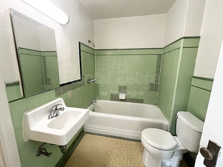 317 W Main St #2 — Photo 4