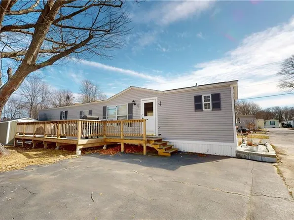 821 Forest Park, Middletown, RI 02842