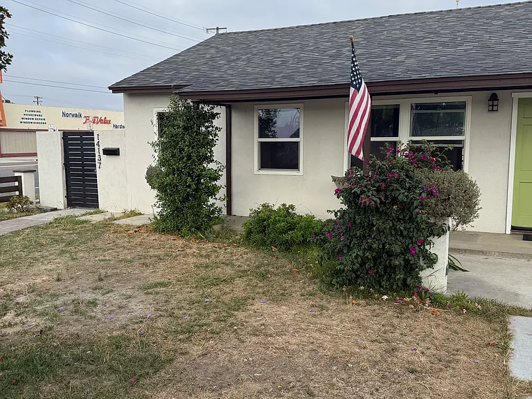 14139 Crossdale Ave — Photo 4