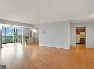 5902 Mount Eagle Dr APT 1503, Alexandria, VA