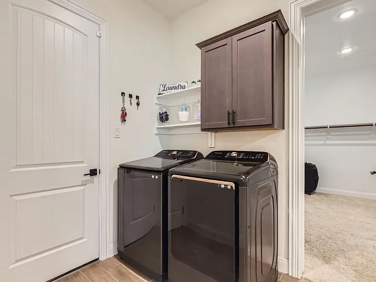 1505 Sibley Way — Photo 23