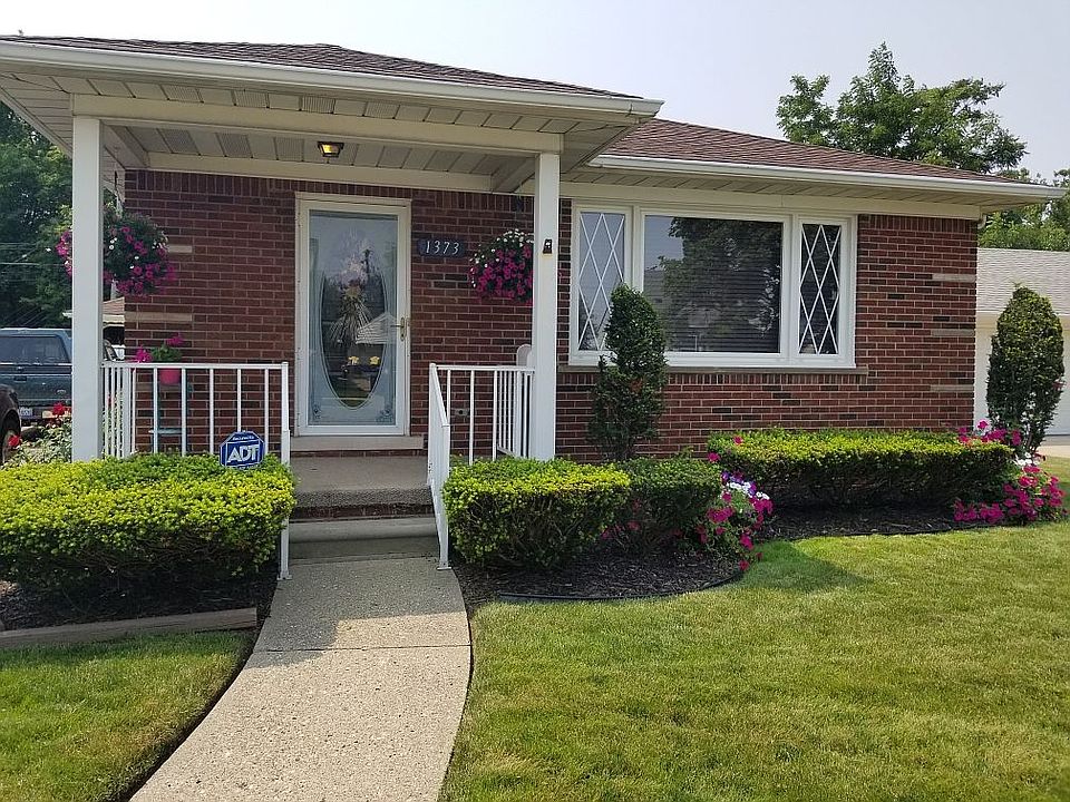 1st image of 1373 McLain Ave