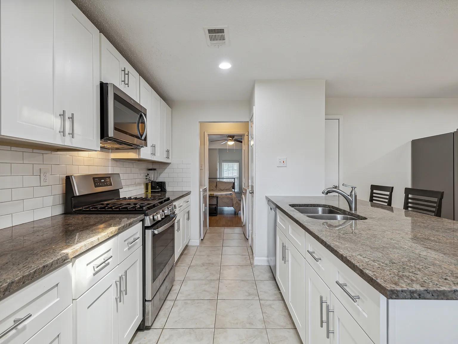 Echo Dr, Duncanville — Photo 2