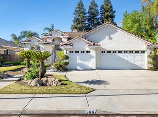 5667 W Bluff Ave, Fresno, CA 93722