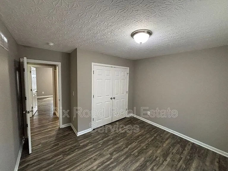 794 Carriage Hill Ln — Photo 19