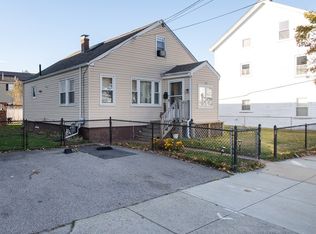 267 Montaup St, Fall River, MA 02724
