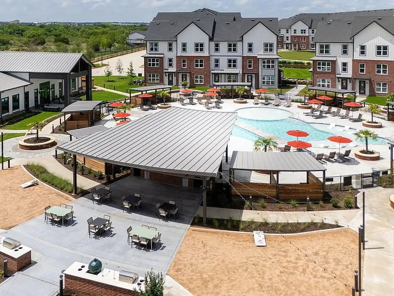 Outdoor kitchen and pool