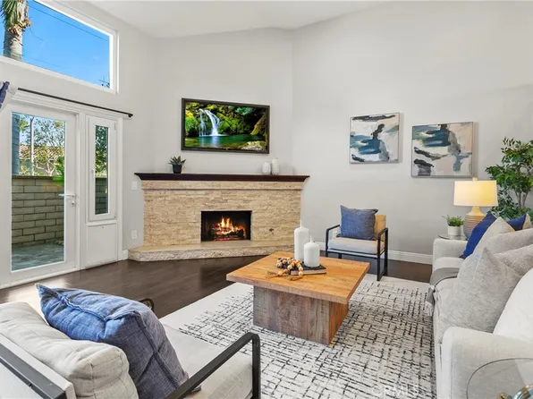 21066 Poolside Ln, Huntington Beach, CA 92648