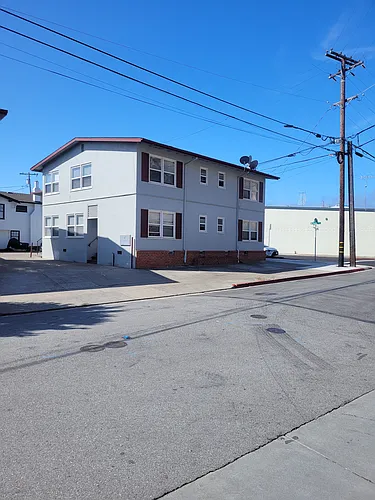 491 Taylor Ave #2 Photo 1