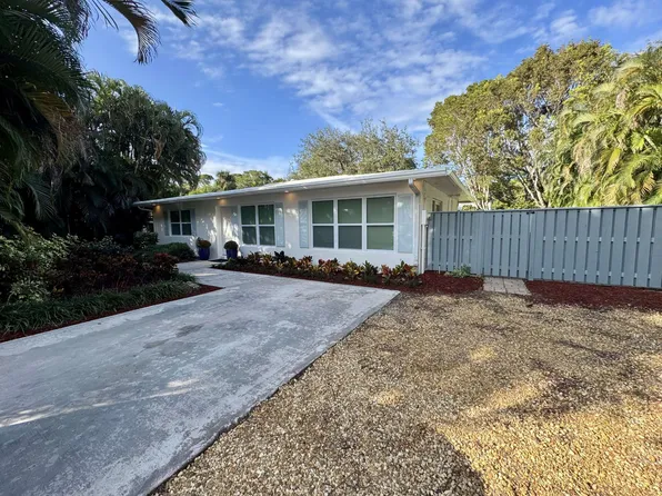219 Old Jupiter Beach Rd, Jupiter, FL 33477