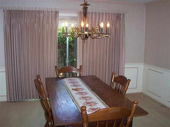 5th image of 1140 Ivy Ln