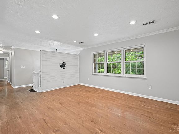 4th image of 2782 Lair Rd