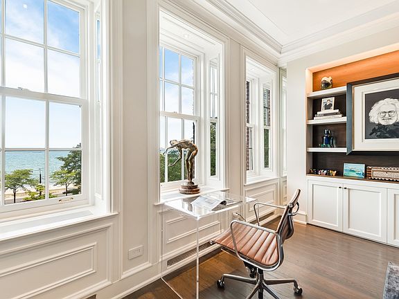 5th image of 219 E Lake Shore Dr APT 5D