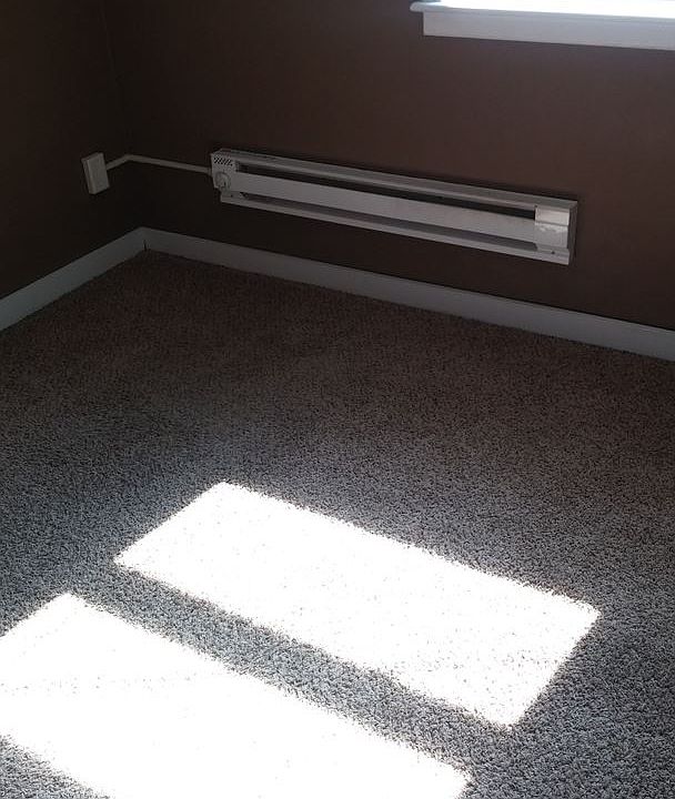 2nd image of 2302 31st St APT 14