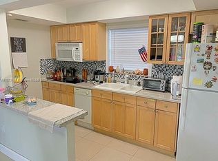 7580 SW 82nd St APT F217, Miami, FL 33143