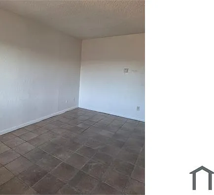 2423 Boxwood St #7 — Photo 22
