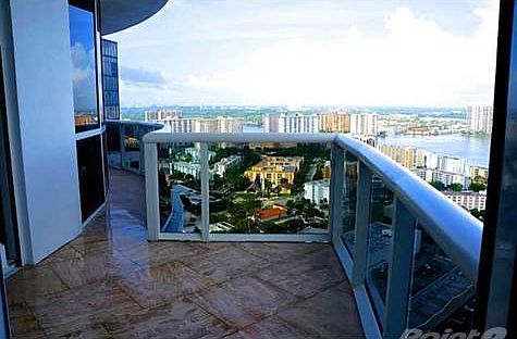4th image of 18101 Collins Ave APT 4101