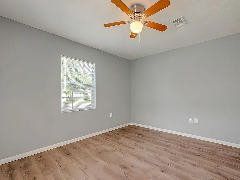 6823 Goforth St — Photo 22