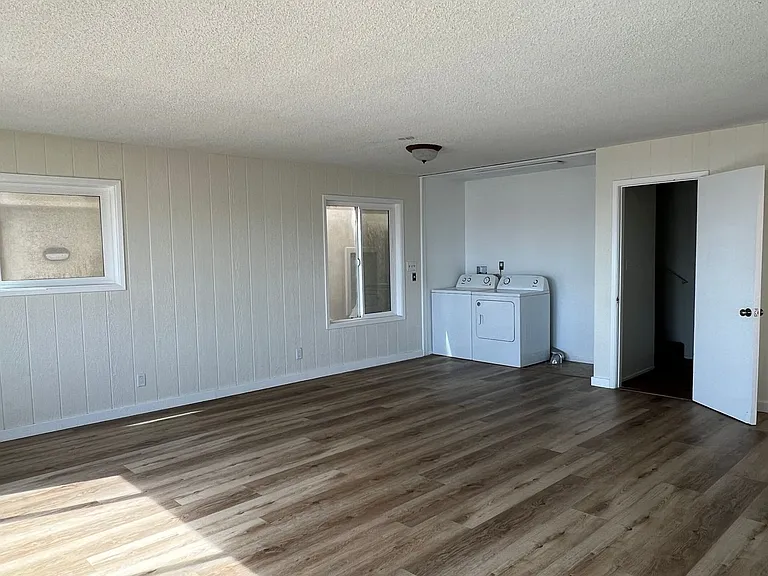 108A Surfside Ave — Photo 8