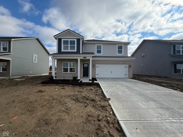 233 Holly Ln, Greenfield, IN 46140