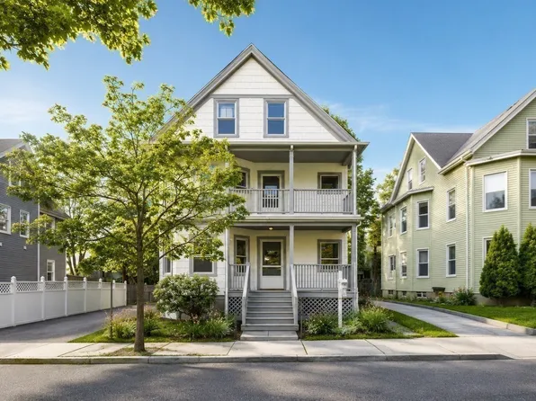 29-31 Victoria St, Somerville, MA 02144