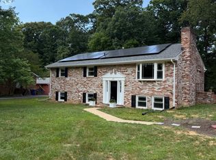 238 Betty Lewis Dr, Fredericksburg, VA 22405