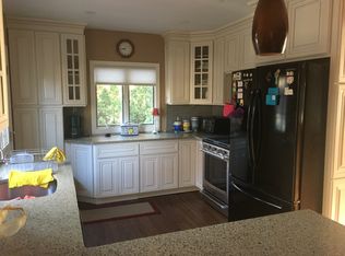 9 Long Pond Rd, Hewitt, NJ 07421