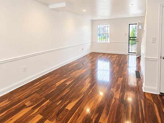 5th image of 1251 Alcott St