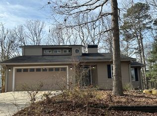 3492 Point View Cir, Gainesville, GA 30506