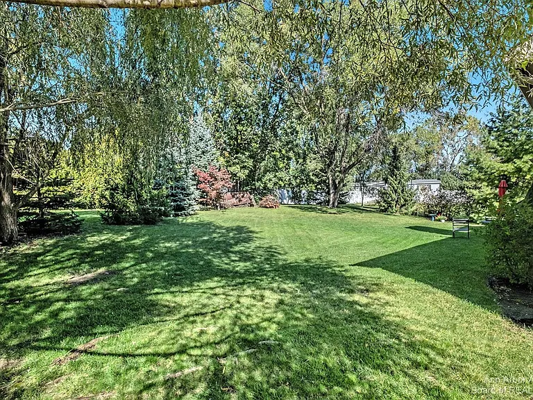 4267 Knollcrest Rd — Photo 15